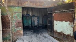 В мэрии выяснили, кому принадлежит «вонючий» контейнер на Репина. Видео