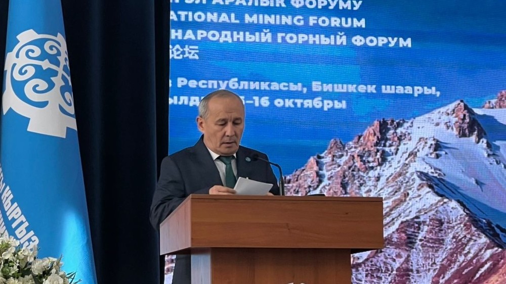 министр природных ресурсов Медер Машиев