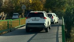 Можно ли расширить мост на Медерова? Фото горожанина