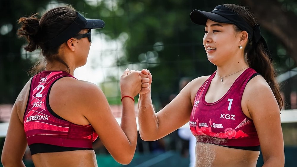 Роза Расулбек кызы и Айтурган Айтбекова