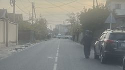 Почему на ул.Суванбердиева нет тротуаров? - горожанин