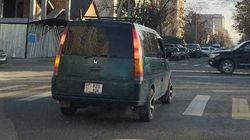 «Стэпвагон» выехал на перекресток на ул.Суюмбаева. Фото