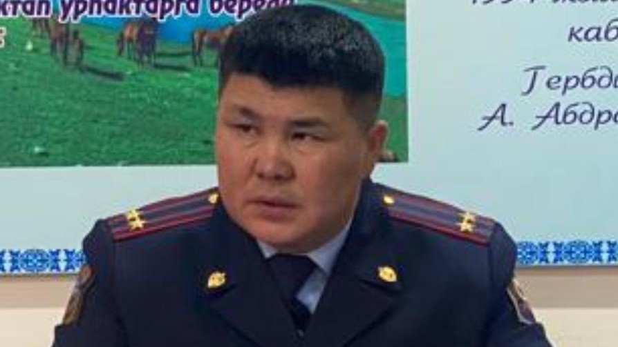 Замглавы ГУОБДД МВД Эмиль Жакыпов