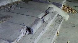 Когда сделают навес на остановке на Ахунбаева? - горожанин