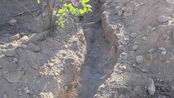 На Айтматова за месяц выкопали траншеи на одном и том же месте. Видео