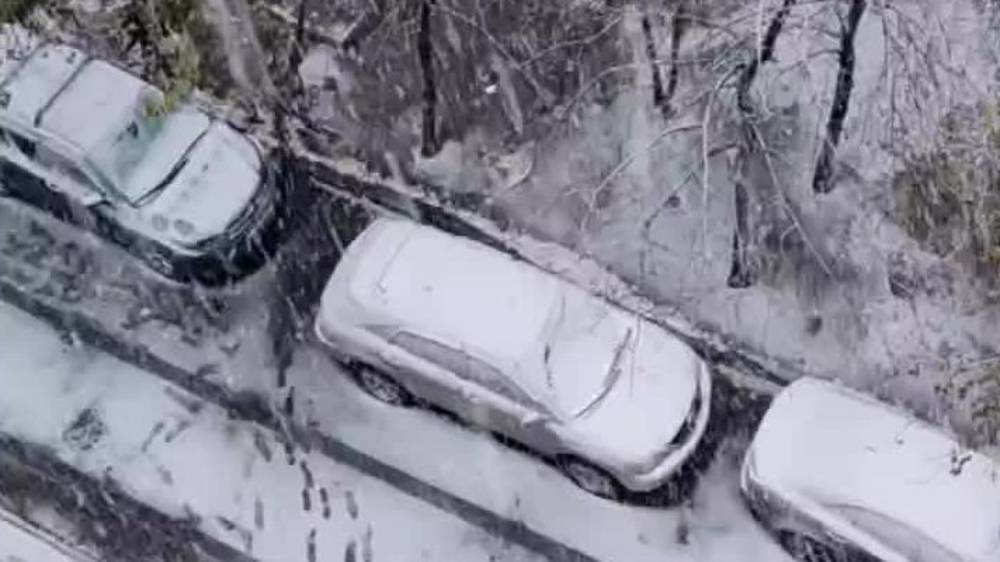 В Бишкеке снег. Видео горожанина