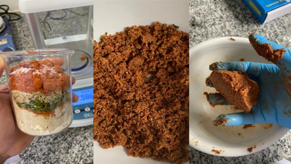 Исследователи обогатили продукт томатным порошком, специями и смесью жиров, включающей подсолнечное, оливковое и льняное масла.