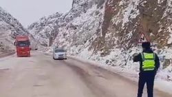 В ГУОБДД рассказали, почему на перевале Долон образовались пробки