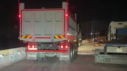 Гололед на трассе Ош—Гульча. Видео