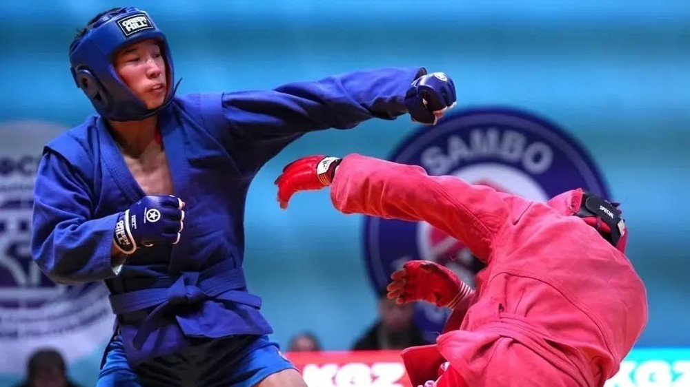 Даниэль Асеков