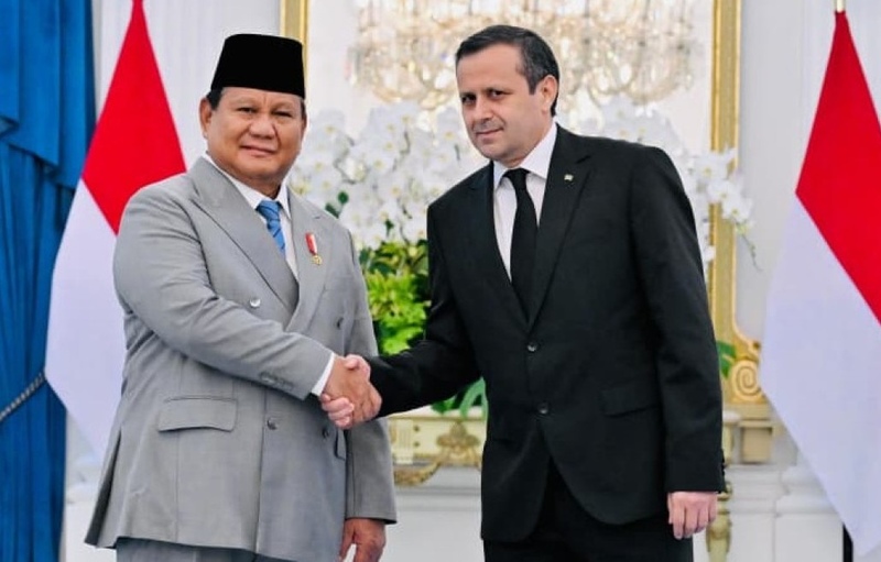 Ambassador of Turkmenistan presents credentials to President of Indonesia