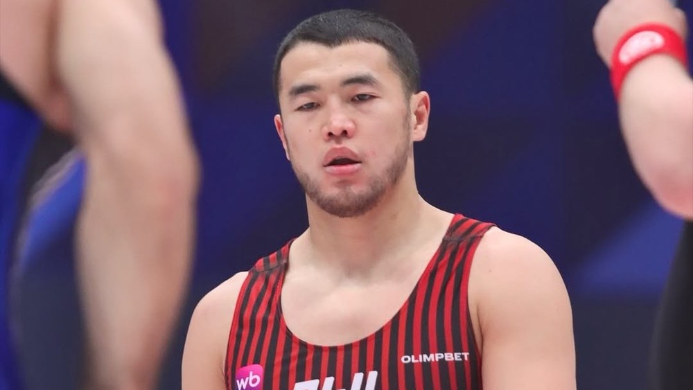 Акжол Махмудов