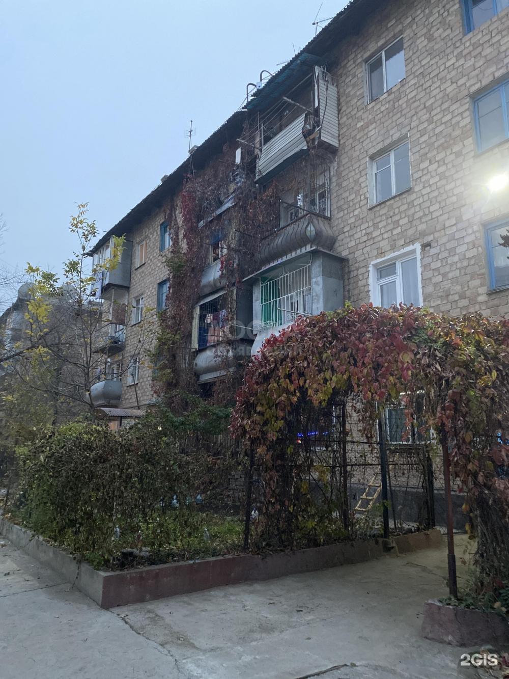 Продаю 1-комнатную квартиру, 30кв. м., этаж - 2/4, Ахунбаева\Джунусалиева.