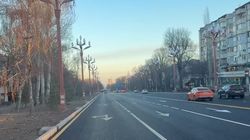 Горожанин просит вернуть «зебру» на открытом участке дороги по Айтматова. Видео