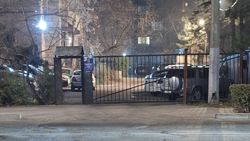 Законно ли установлены железные ворота по Киевской? - горожанин
