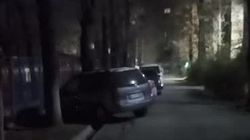 В 7 мкр нет освещения во дворах. Видео