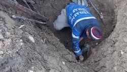 В Московском районе прорвало трубу сразу после ремонта. Видео жителя