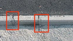 Горожанин жалуется на качество новых бордюров в парке «Ала-Арча». Фото