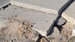 Антисанитария возле здания Чуйской областной администрации. Фото