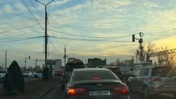 Километровая пробка на Южной магистрали. Видео