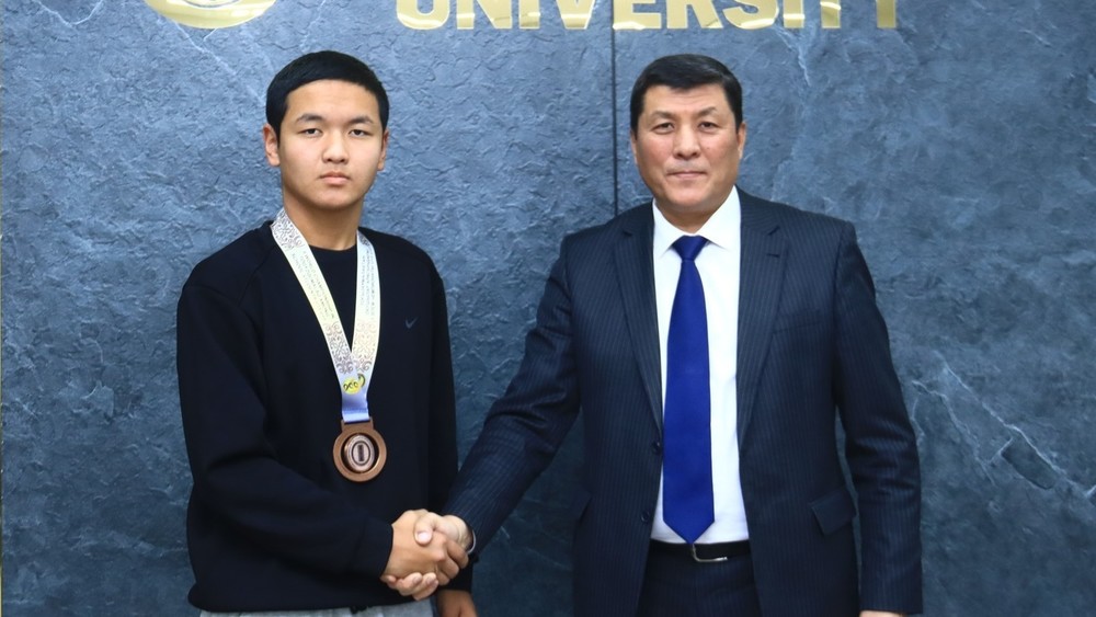 Нурраззак Эсеналиев