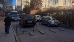 Дорогу в Джале перекрыли незаконно, решетки демонтировали. Фото мэрии