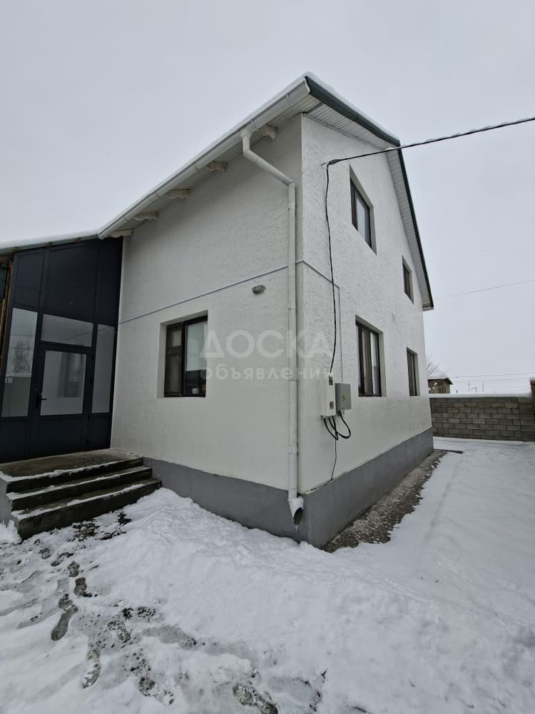 Продаю дом 7-ком. 150кв. м., этаж-2, 10-сот., стена кирпич, совхоз Ала-Тоо.