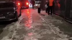 Гололед на тротуаре в 12 мкр. Видео