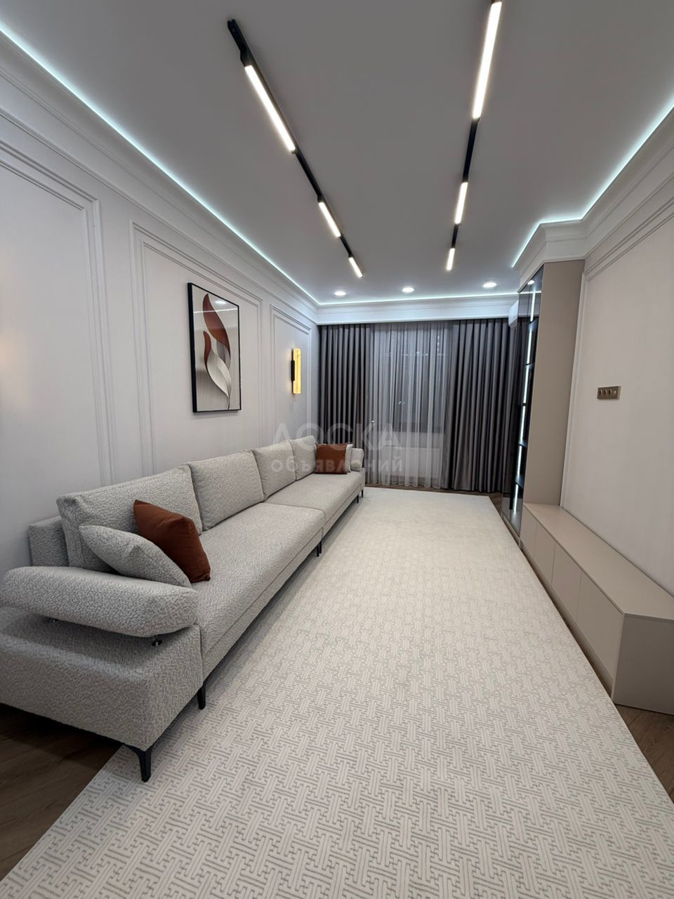 Продаю 3-комнатную квартиру, 96кв. м., этаж - 3/16, ЖК "Крейсер", СК Эмарк. 165000$.