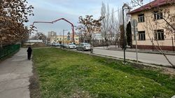 Жители мкр Восток-5 выступили против строительства торговых объектов у школы №66