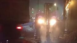 Новый тротуар на ул.Курманджан Датки уже перекопали. Видео