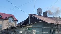 Дым из трубы дома на ул.Островского. Видео