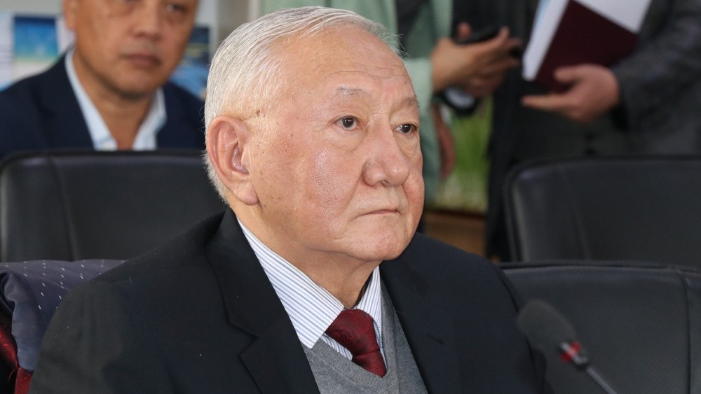 Алтай Борубаев