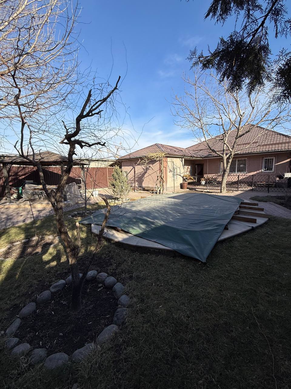 Продаю дом 3-ком. 104кв. м., этаж-1, 4.8-сот., стена саман, Льва Толстого/Панфилова.