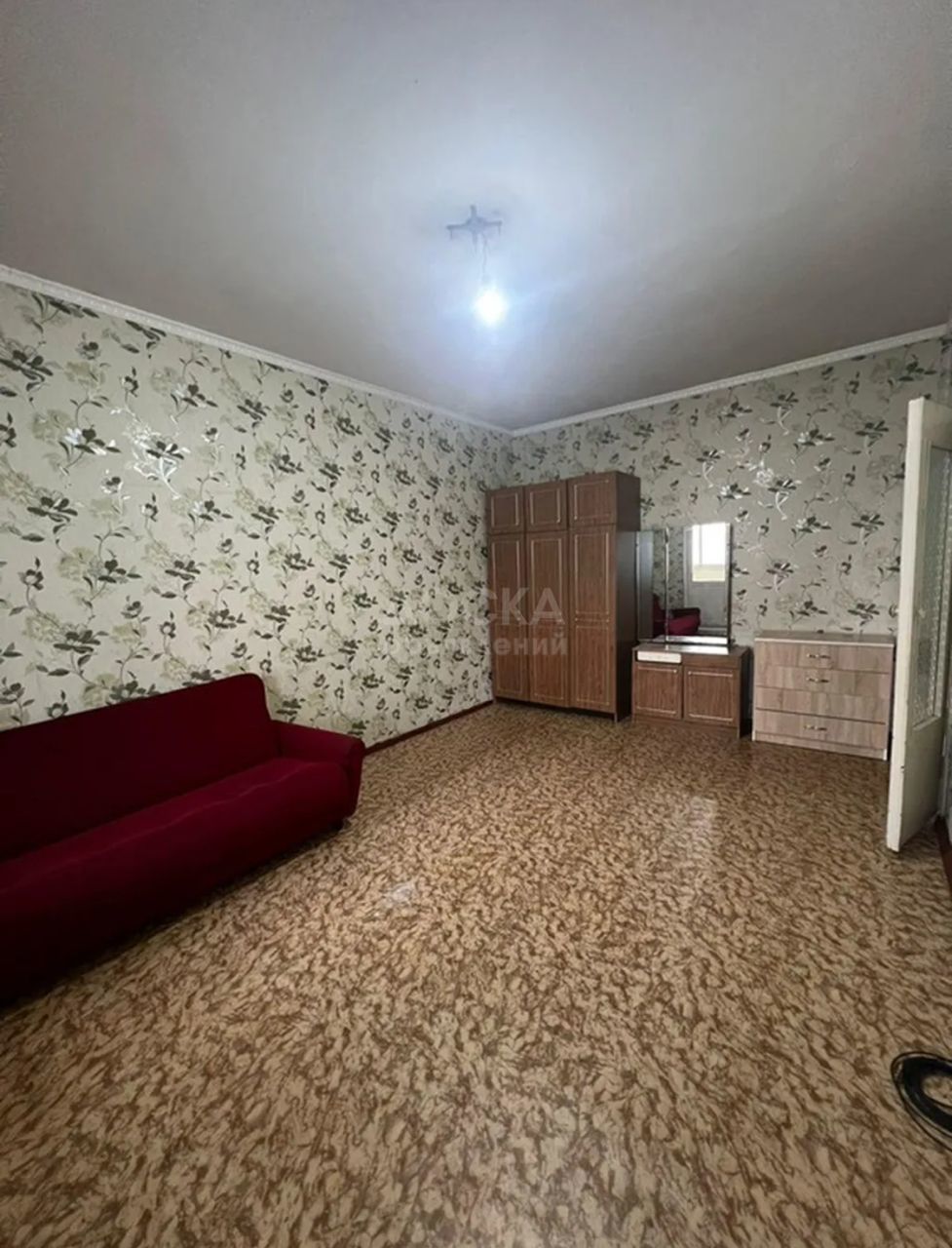 Сдаю 1-комнатную квартиру, 34кв. м., этаж - 6/9, 8 мкр.