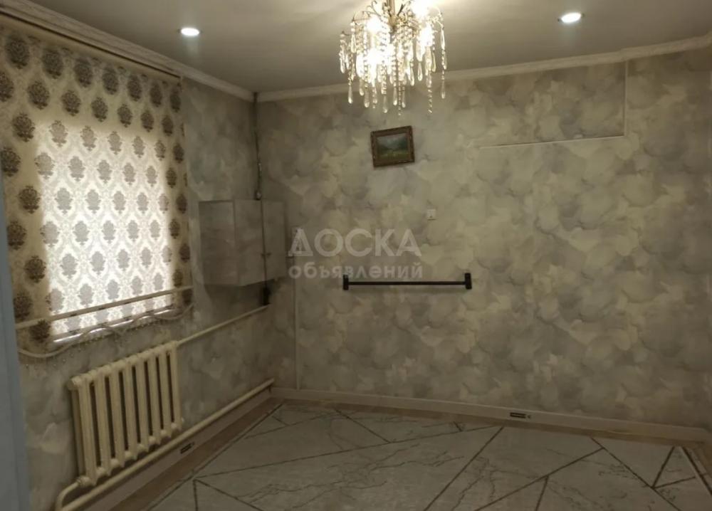 Сдаю 1-комнатную квартиру, 34кв. м., этаж - 1/2, аламединский рынок.