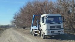 Спецтехника, принадлежащая МП «Таза Булак», стоит в селе Александовка уже половину месяца, - сельчане
