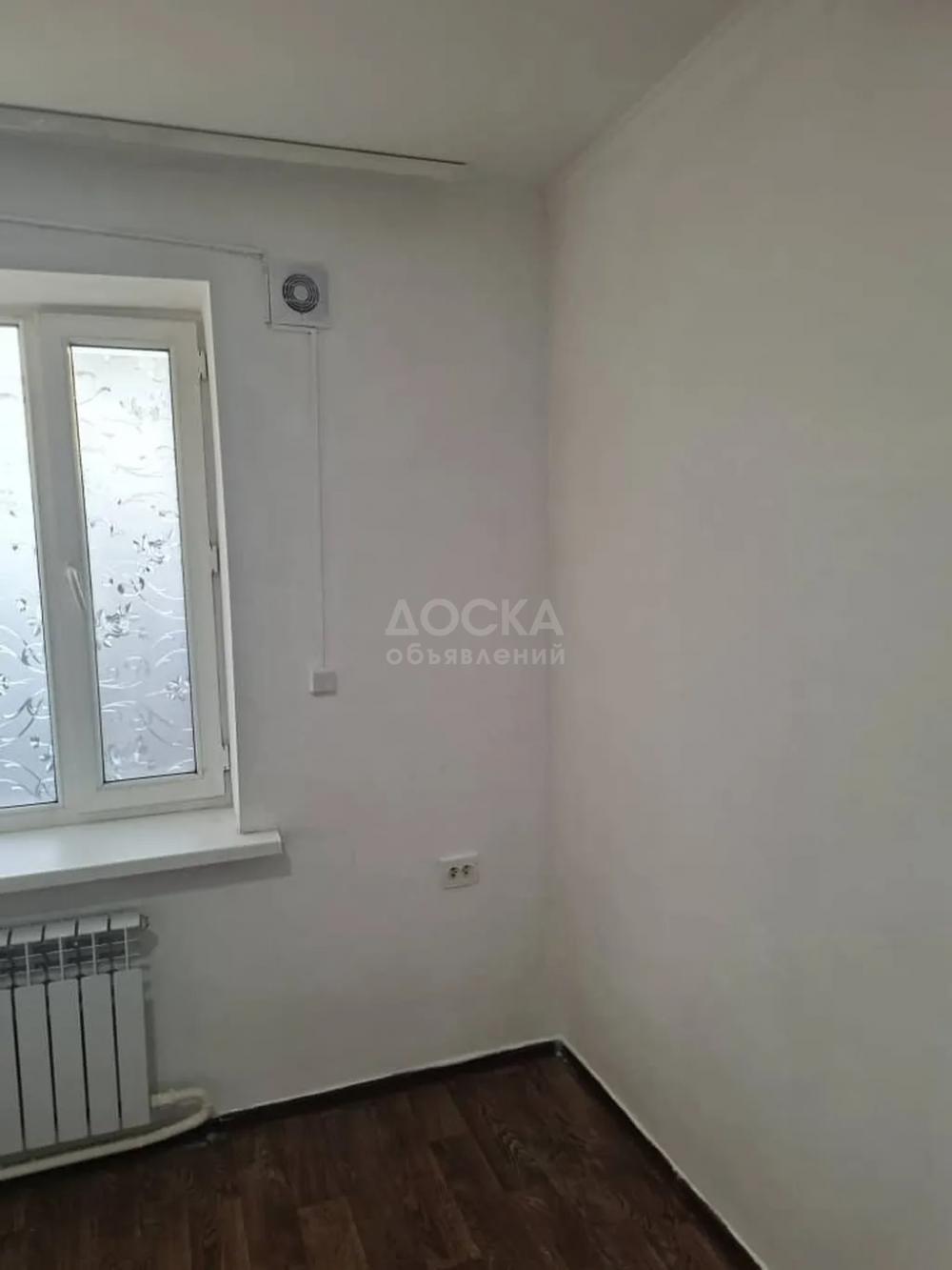 Сдаю 1-комнатную квартиру, 25кв. м., этаж - 1/2, таатан.