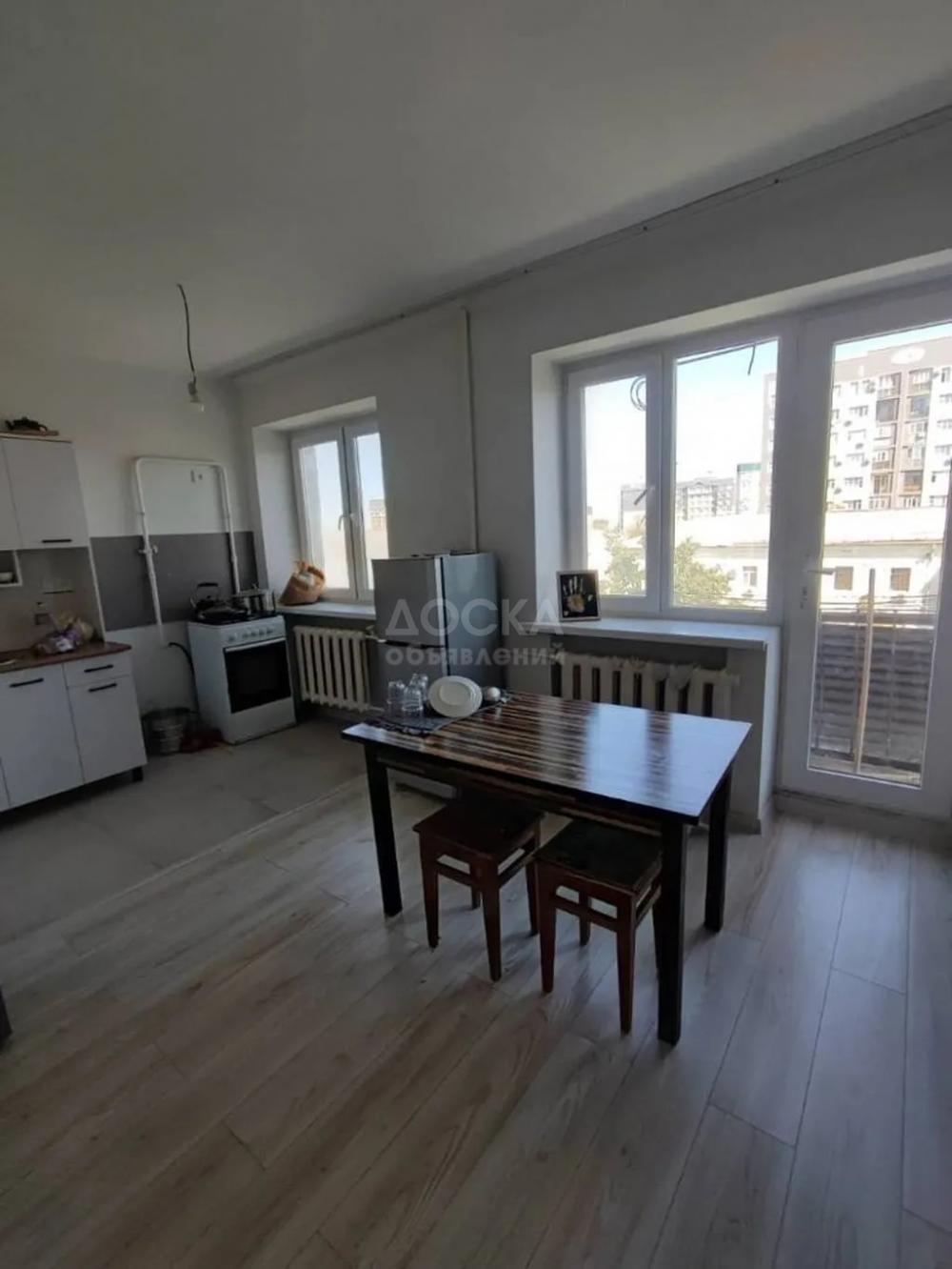 Сдаю 1-комнатную квартиру, 35кв. м., этаж - 1/5, филармония.