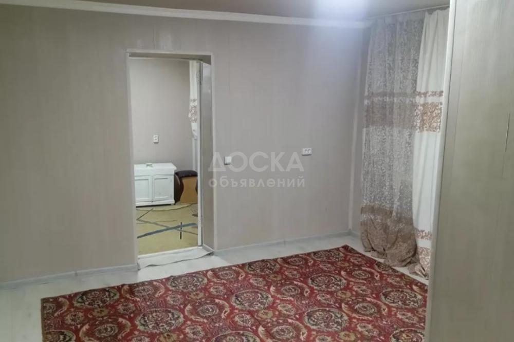 Сдаю 1-комнатную квартиру, 25кв. м., этаж - 1/1, аламединский рынок.