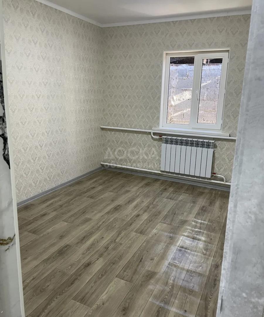 Сдаю 1-комнатную квартиру, 34кв. м., этаж - 1/1, Колмо.