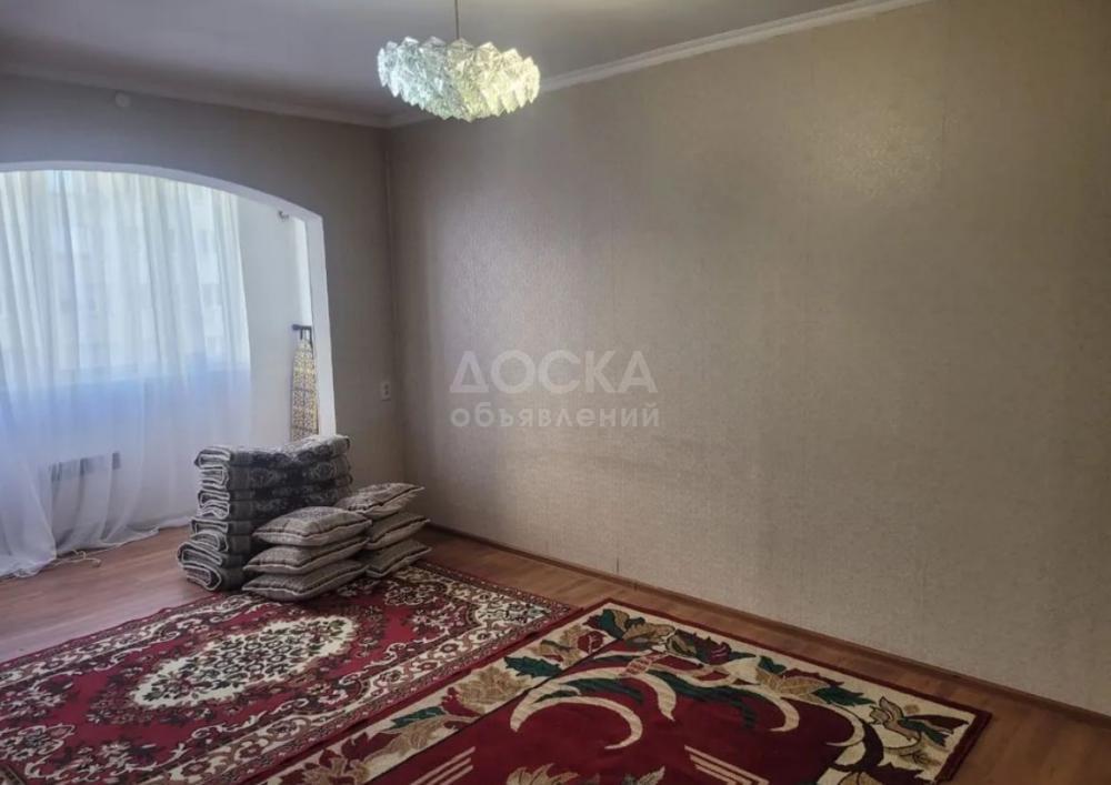 Сдаю 1-комнатную квартиру, 34кв. м., этаж - 3/3, улан-2.