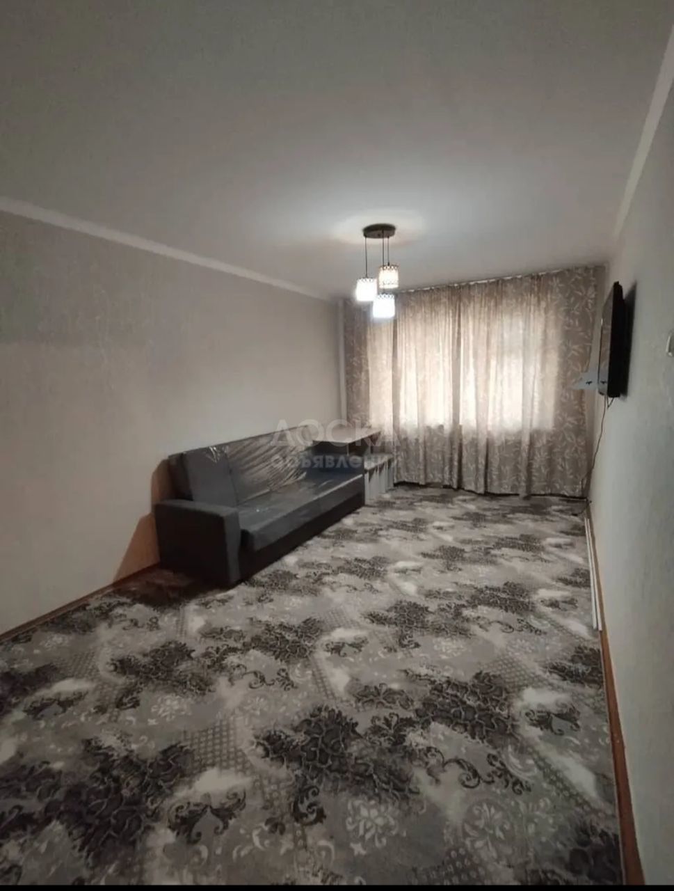 Сдаю 2-комнатную квартиру, 34кв. м., этаж - 1/1, 4 мкр.