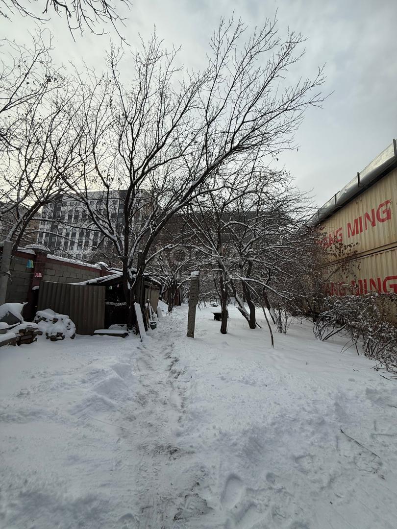 Продаю участок под строительство, 9 соток пр. Победы.