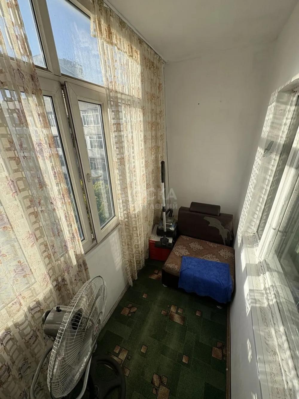 Сдаю 1-комнатную квартиру, 34кв. м., этаж - 4/5, восток-5.