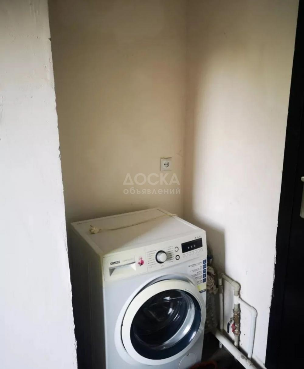 Сдаю 1-комнатную квартиру, 25кв. м., этаж - 1/1, Ак Босого.