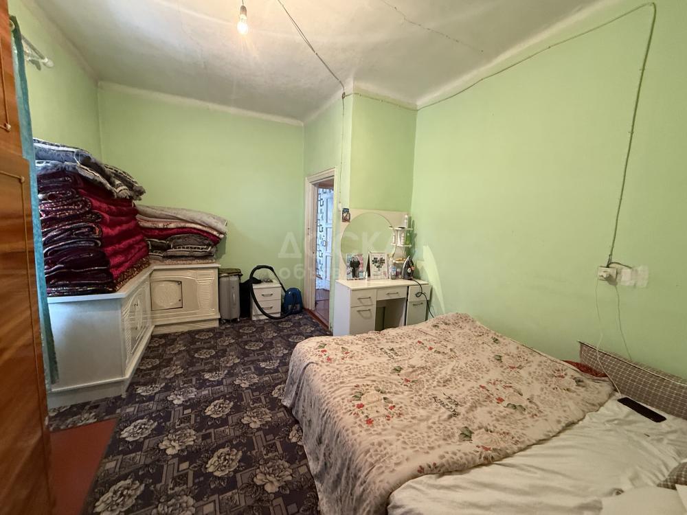 Продаю 2-комнатную квартиру, 47кв. м., этаж - 2/2, Ул.Московская/Интергельпо.