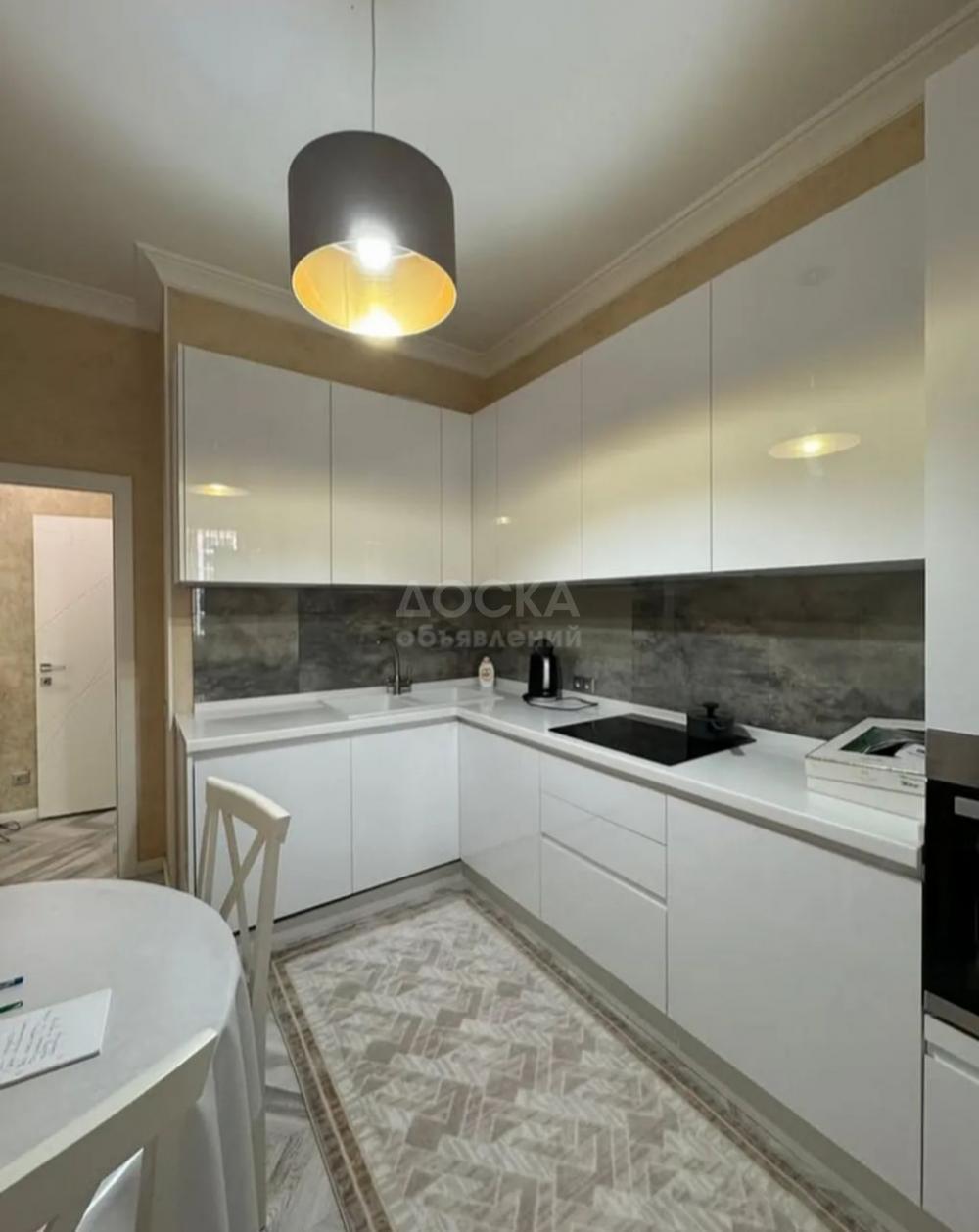 Сдаю 1-комнатную квартиру, 35кв. м., этаж - 7/12, мед академия.