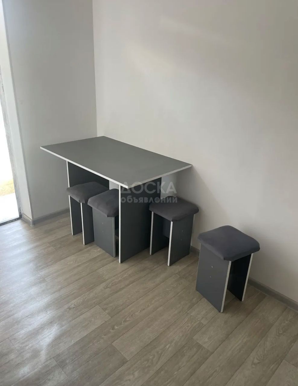 Сдаю 1-комнатную квартиру, 25кв. м., этаж - 1/1, Колмо.