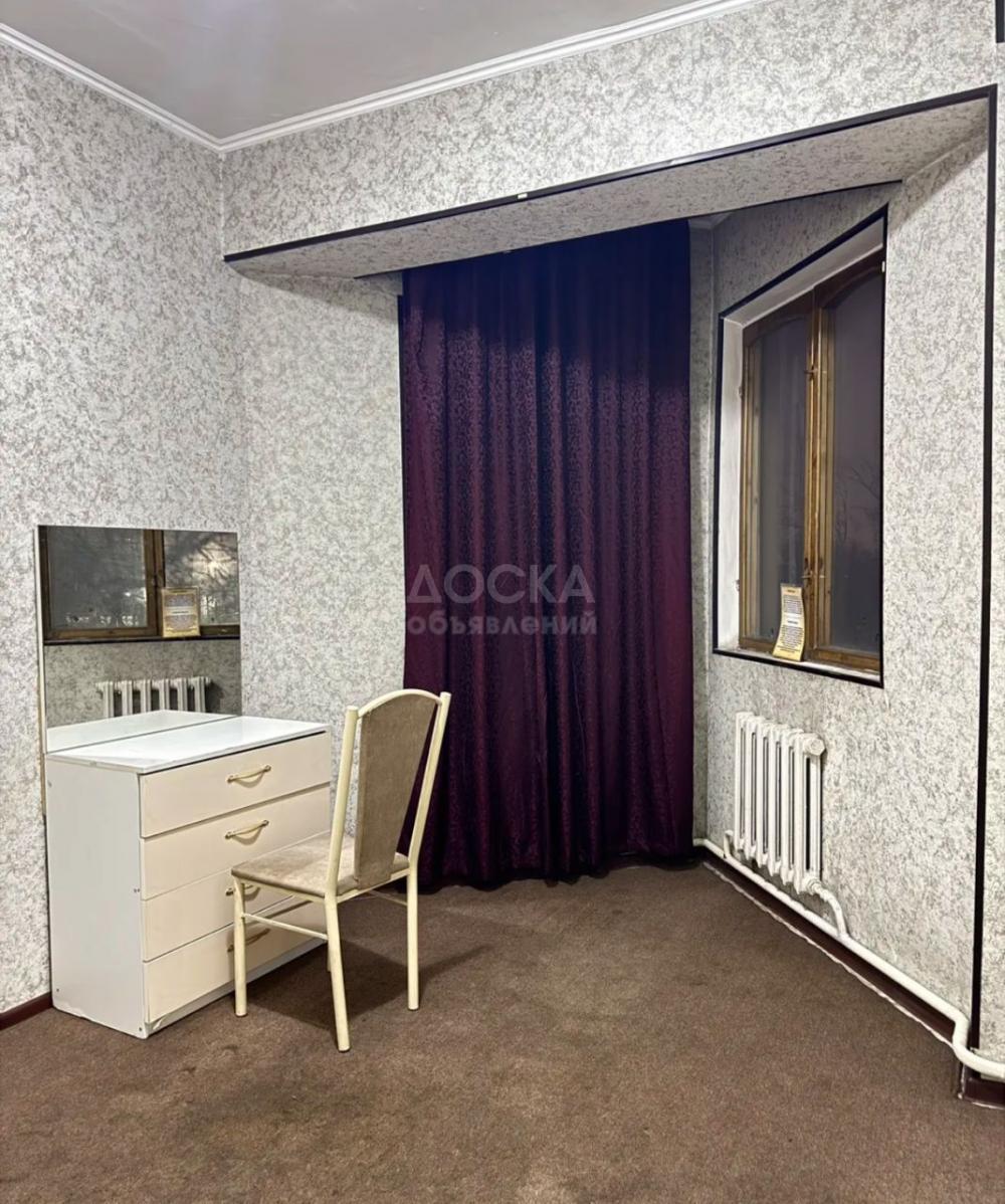 Сдаю 2-комнатную квартиру, 45кв. м., этаж - 2/2, рабочий городок.